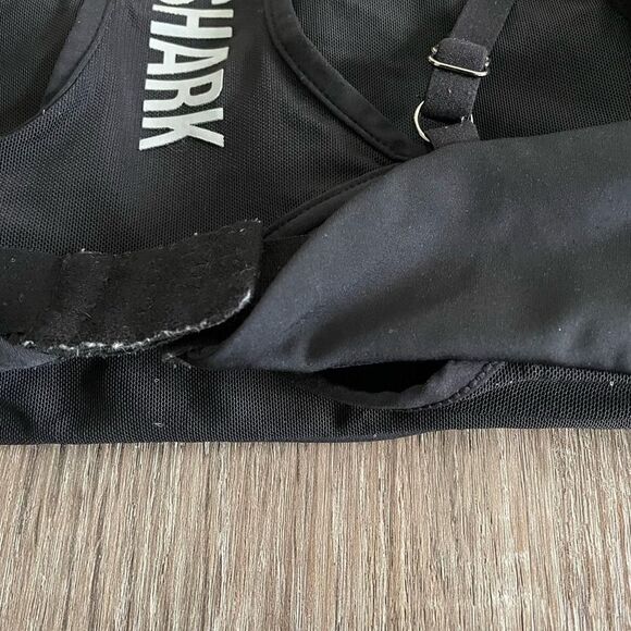 Gymshark Women's Black Stretch Mesh Layer Sports Bra - Picture 4 of 9